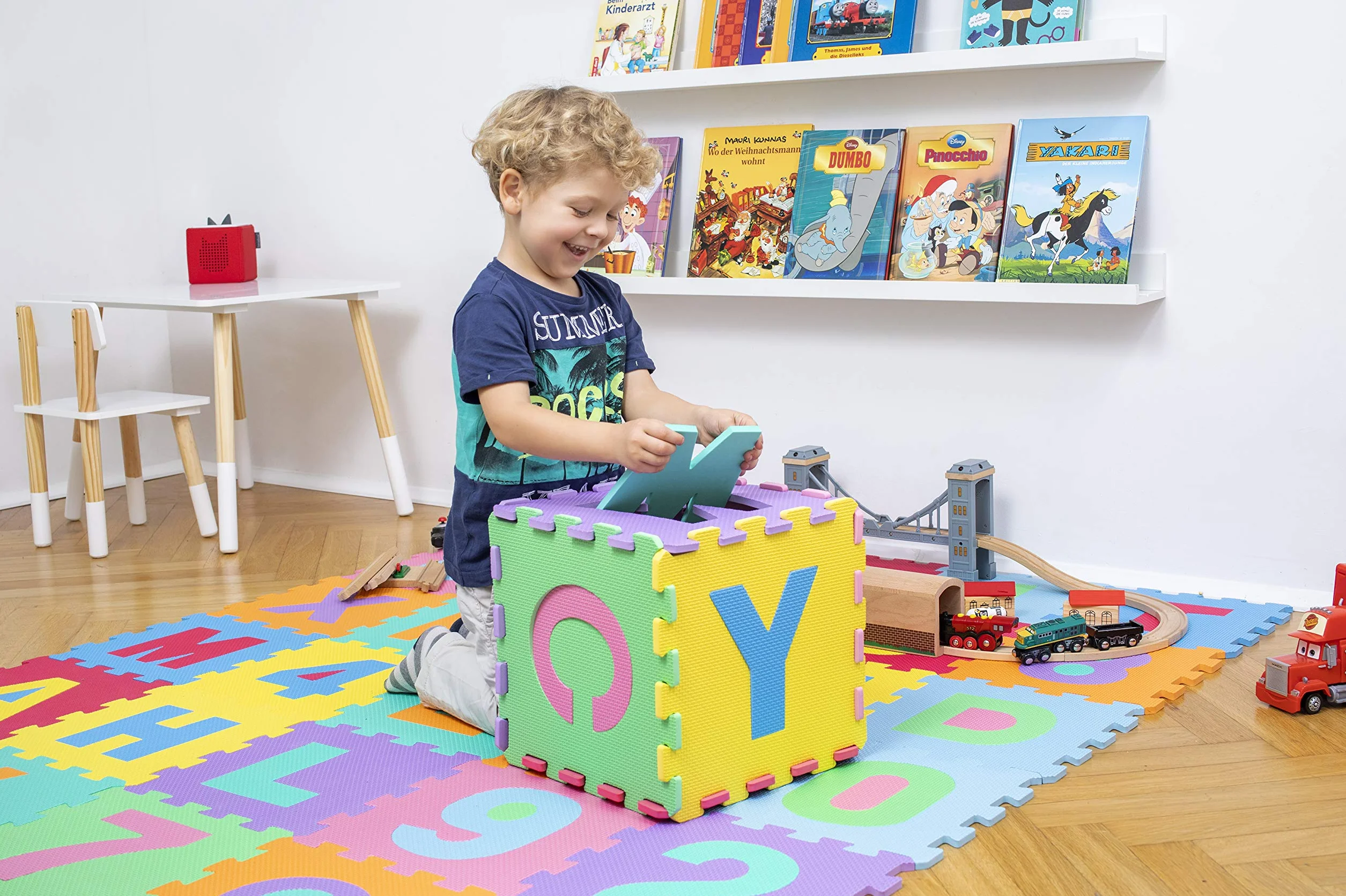 KIDUKU Tappeto Puzzle 36 pezzi Testato TÜV Rheinland con numeri e lettere colorati in morbida gomma EVA resistente isolante lavabile per bambini