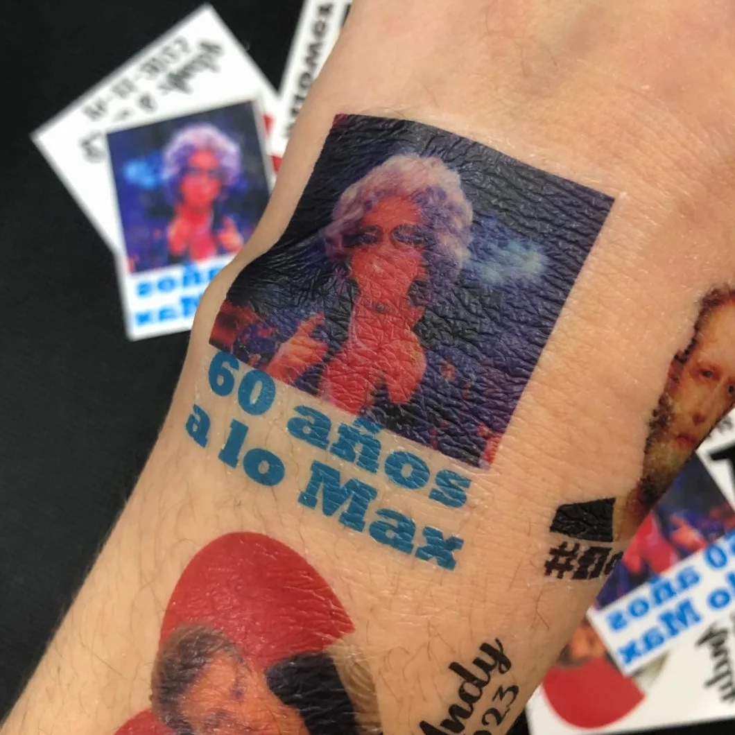 100 Tatuaggi temporanei 4x4 cm con la tua foto - Ideali per eventi, matrimoni, feste e compleanni