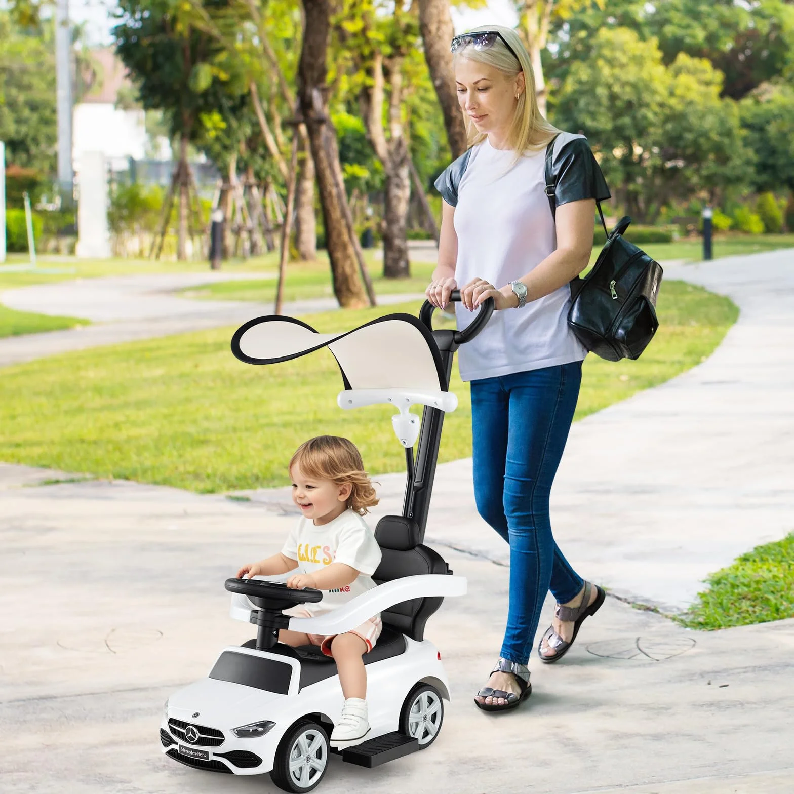 COSTWAY 3 in 1 Auto a Spinta, Mercedes-Benz Macchina Cavalcabile, con Schienale Regolabile Suono Barra di Spinta e Tettuccio, per Bambini 18-36 Mesi (Bianco)