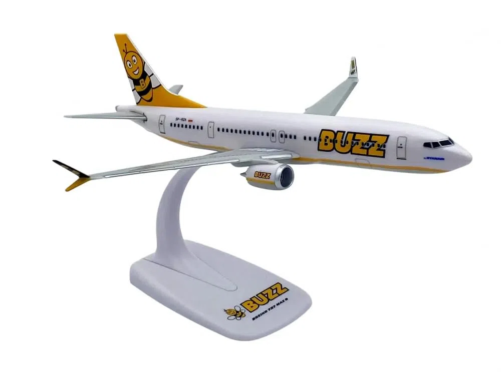 Limox Boeing 737-MAX8 Buzz SP-RZA 1:200 Modello di aereo