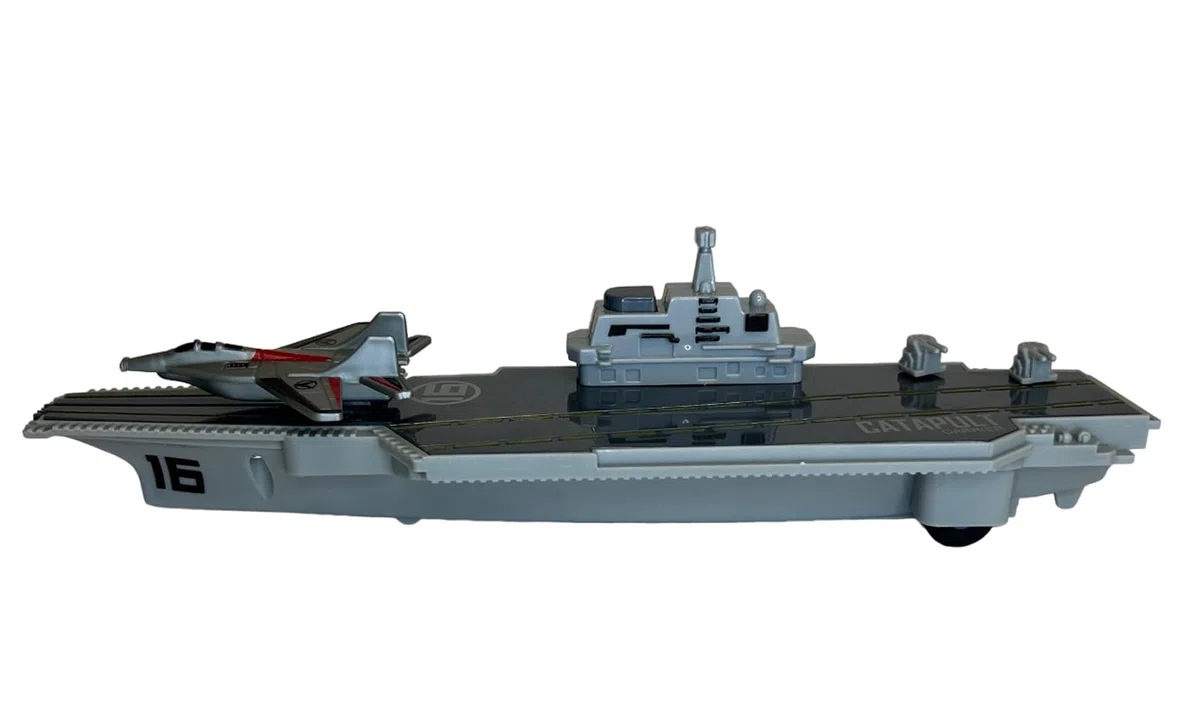 Portaerei Giocattolo Portaerei Nave da Guerra Militare con 3 Modellini di Aeroplani Porta Aerei Giocattolo Barca Giocattoli Nave Gioco Lancia Aerei da Combattimento Navi da Guerra Battle Cruiser (b)