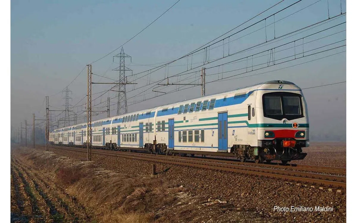 FS Trenitalia, confezione da 3 unità di carrozze Vivalto, 1 con cabina di guida + 2 carrozze intermedie in livrea Vivalto
