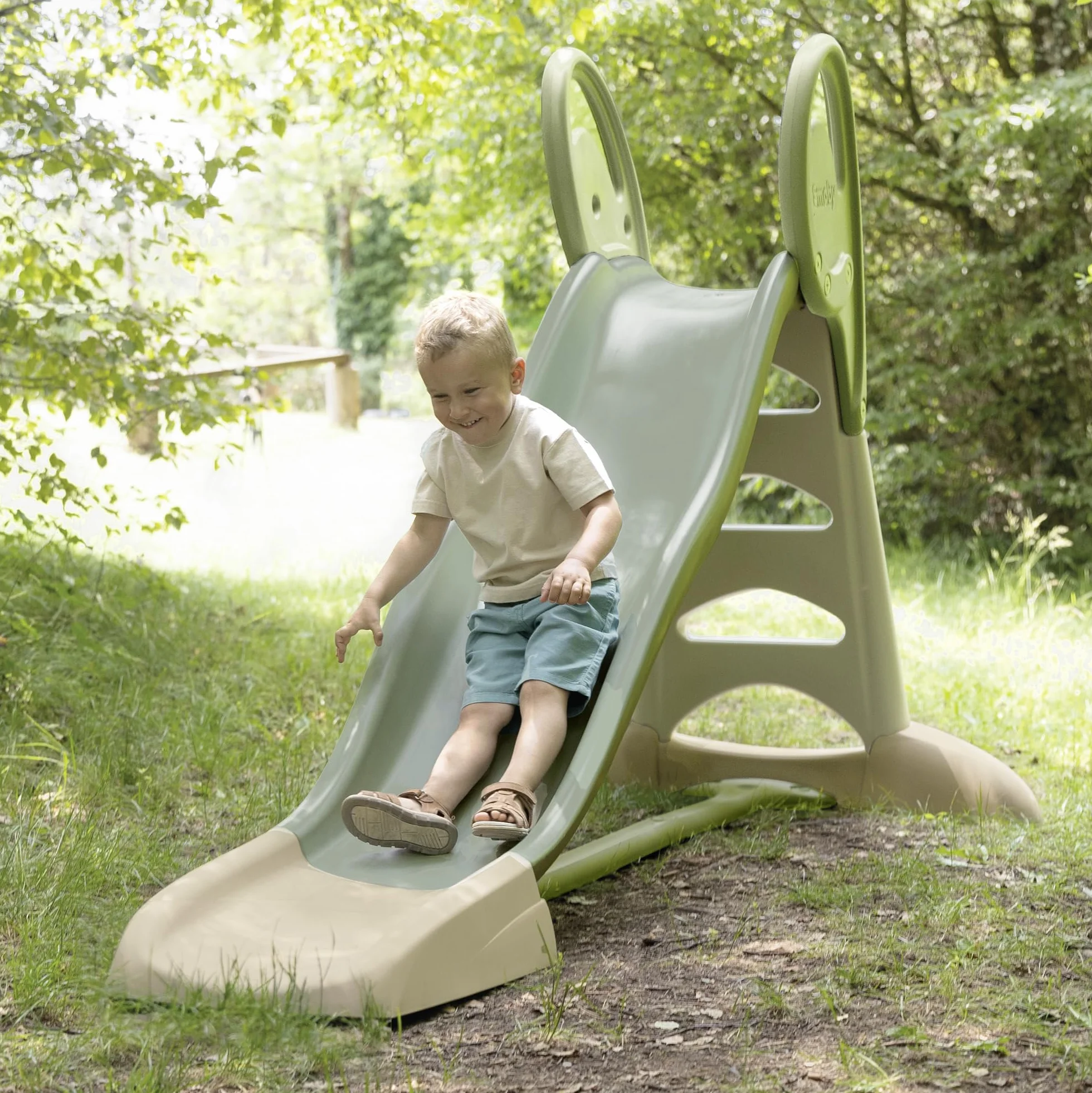 Smoby Life - Scivolo XL a doppia onda, con 80% di plastica riciclata, con attacco dell'acqua, lunghezza 2,30 metri, per bambini dai 3 anni in su, 7600820304