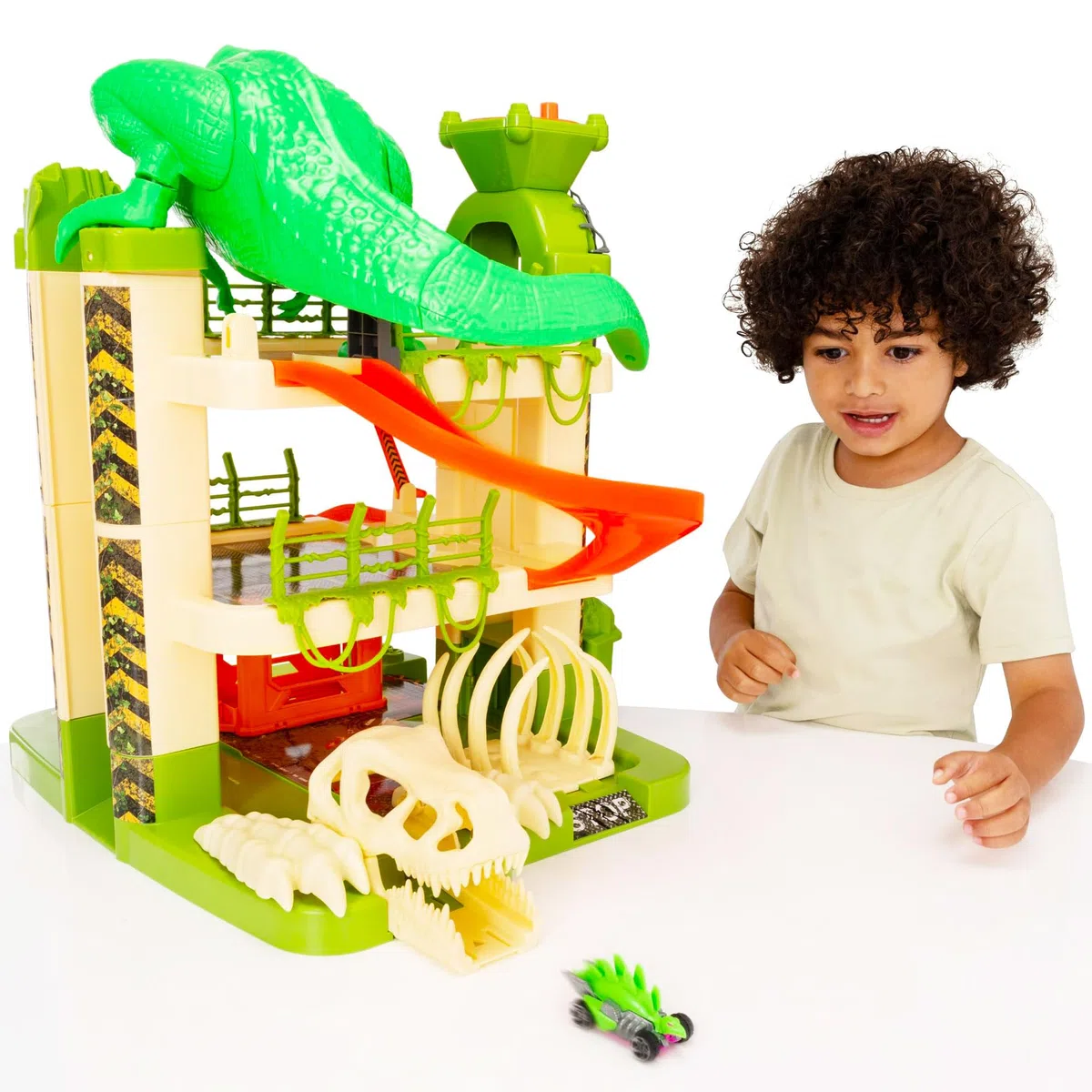 Mayhem monster garage (31117451)