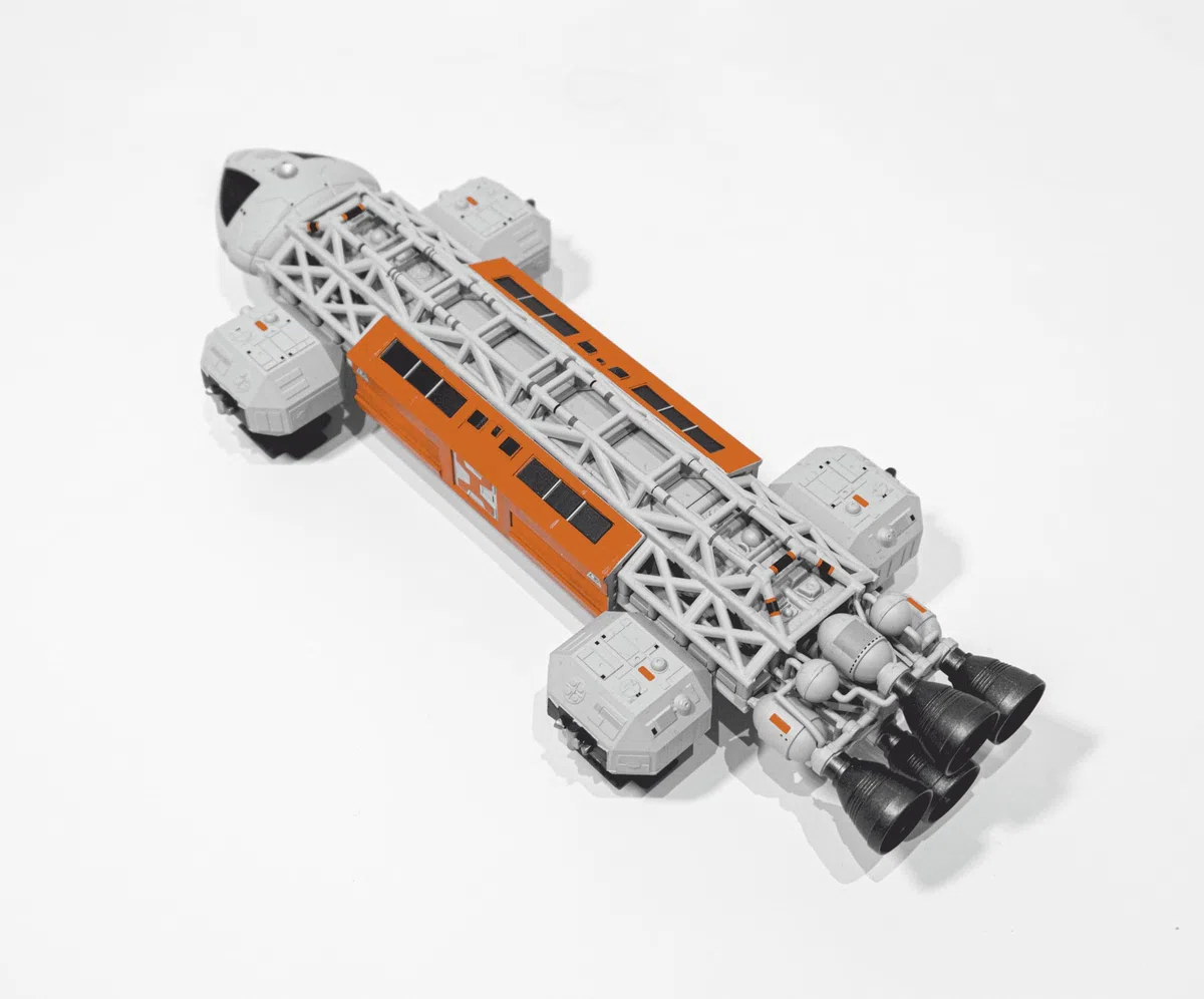 GERRY ANDERSON Spazio: 1999 VIP Eagle Space Shuttle – Special Limited Edition Collectable Model Kit, Modello da 10 pollici