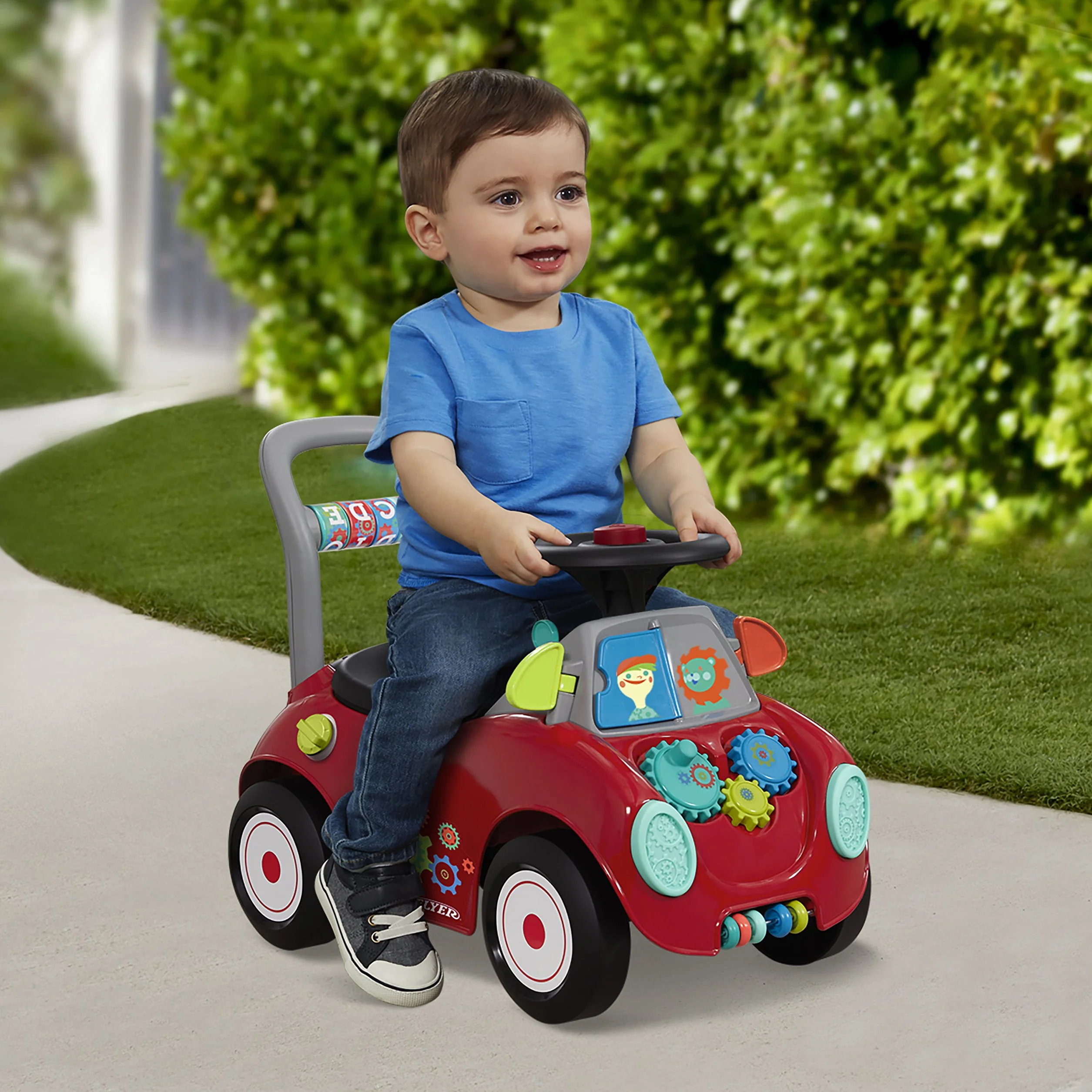 Radio Flyer Busy Buggy, cavalcabile per passare da seduti a in piedi, cavalcabile rosso per bambini da 1 a 3 anni