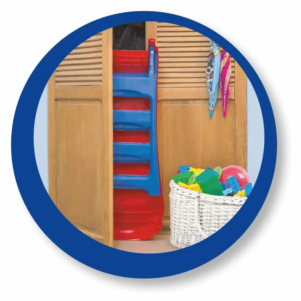 Sport1 scivolo per bambini 3 gradini pieghevole salvaspazio. Scivolo da giardino per bambini 1-4 anni super resistente. Scivolo per bambini da casa in plastica 130x47x72cm. Rosso/Blu. Max 30kg