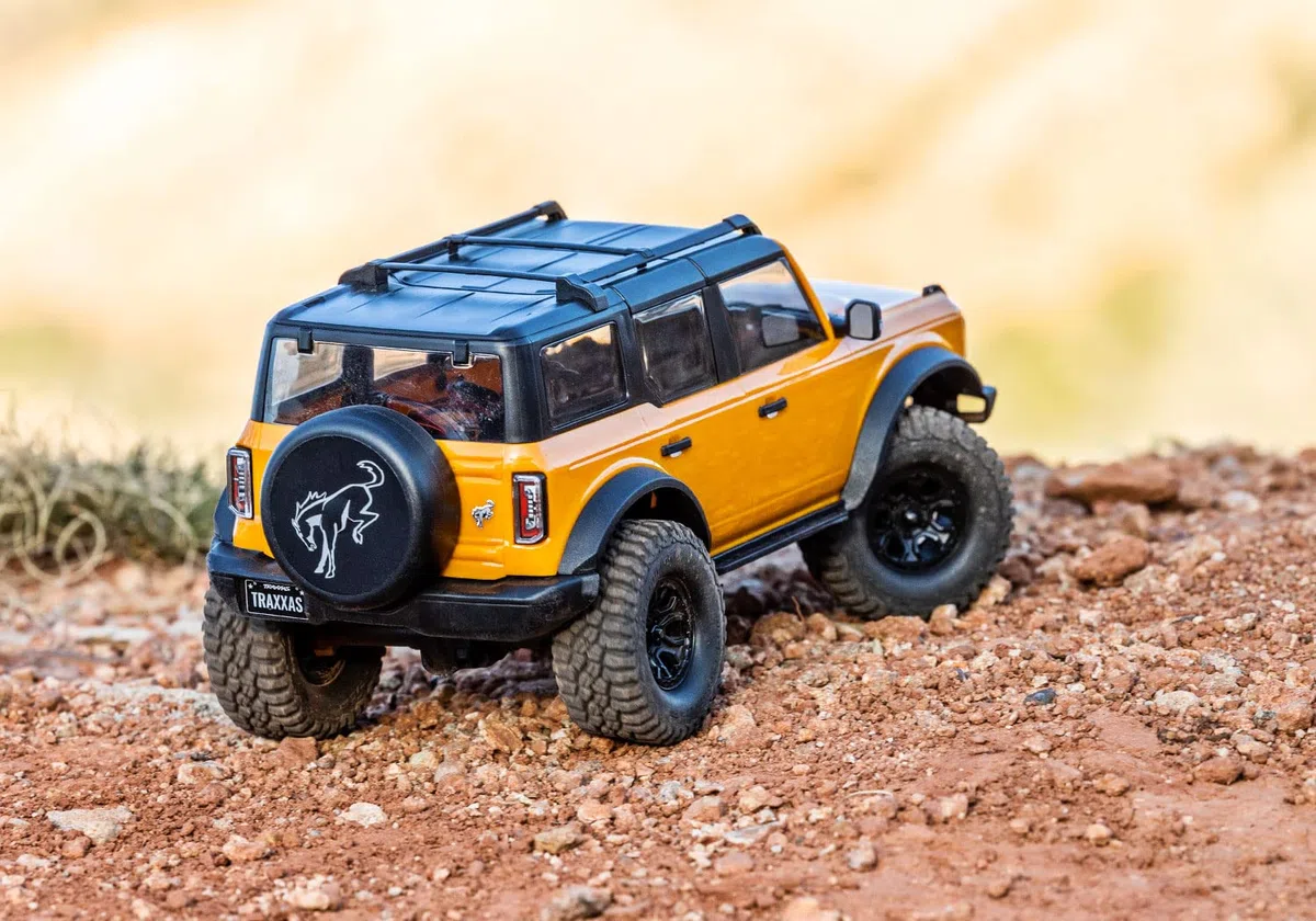Traxxas TRX-4M Ford Bronco Cyber Orange 1/18 con Batteria/Caricabatterie 97074-1-ORNG