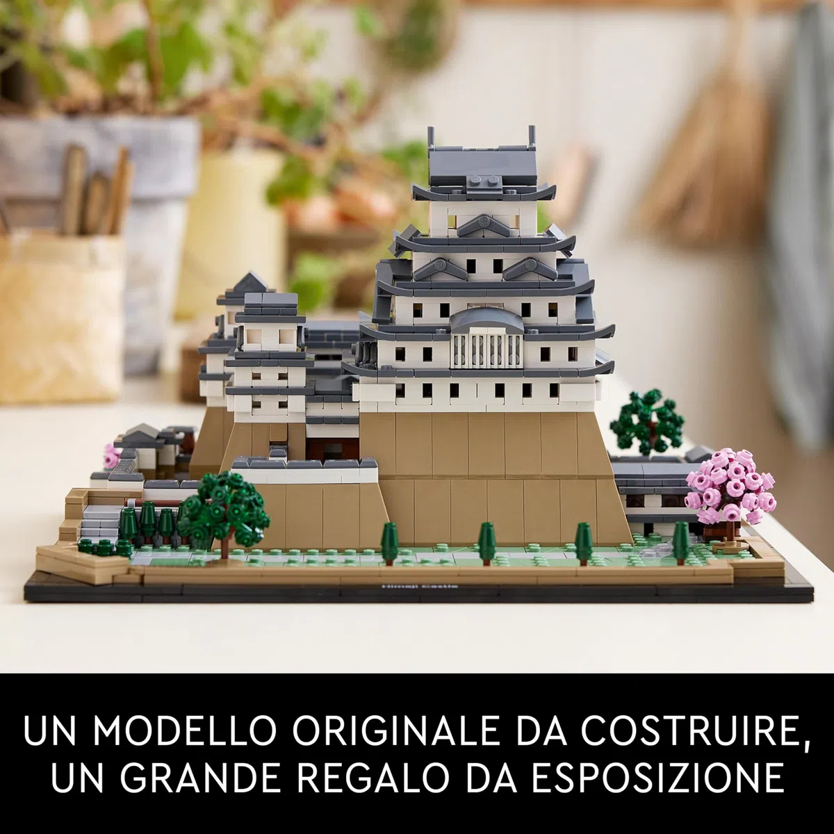 LEGO 21060 Architecture Castello di Himeji, Kit Modellismo per Adulti Collezione Monumenti, Idea Regalo Creativa per i Fan della Cultura Giapponese con Albero di Ciliegio in Fiore da Costruire