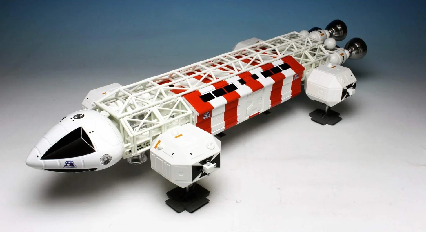MPC mpc825 "Space: 1999 Eagle Transporter 22 Long plastica modello
