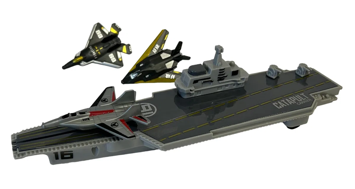Portaerei Giocattolo Portaerei Nave da Guerra Militare con 3 Modellini di Aeroplani Porta Aerei Giocattolo Barca Giocattoli Nave Gioco Lancia Aerei da Combattimento Navi da Guerra Battle Cruiser (b)