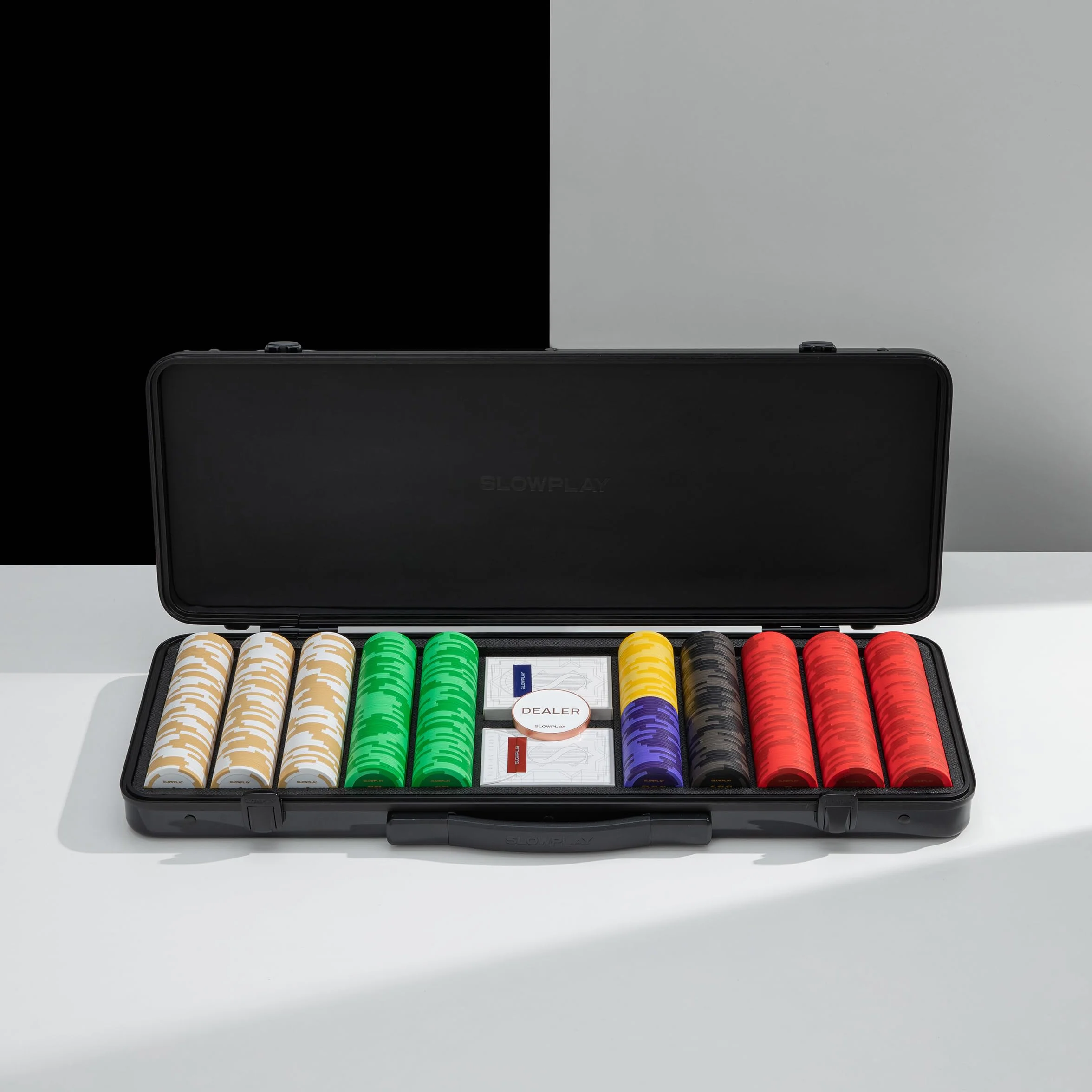 SLOWPLAY Godel Poker Chip Case | Custodia di alta qualità, guscio in policarbonato tedesco, super portatile e robusta (capacità di 300 fiches, per fiches da 39/40 mm)