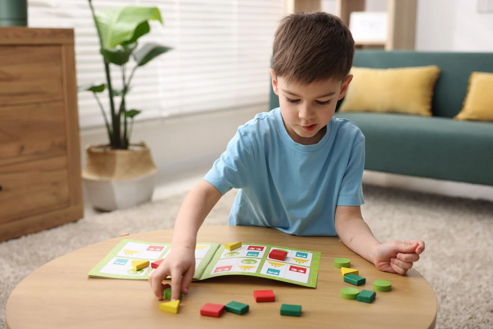 Gioco di logica Sudoku geometrico in legno 16 pezzi 20 compiti educativo