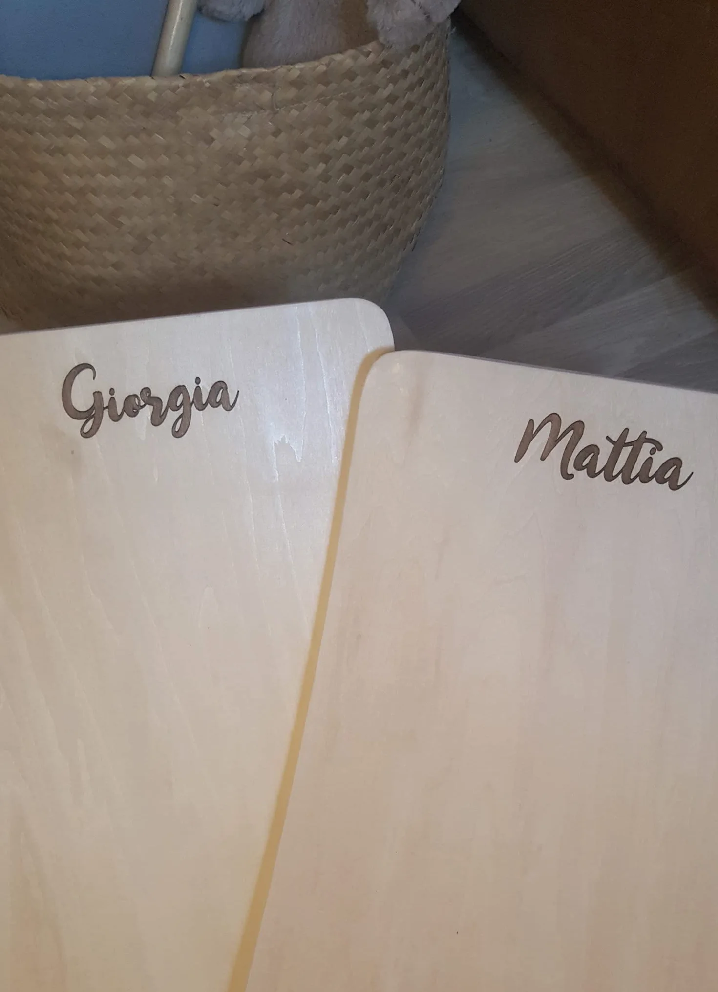 Handmade Balance Board Montessori personalizzata con nome bambino inciso al laser, Tavola Curva in legno 80x30 cm Tavoletta D'equilibrio per Bambini