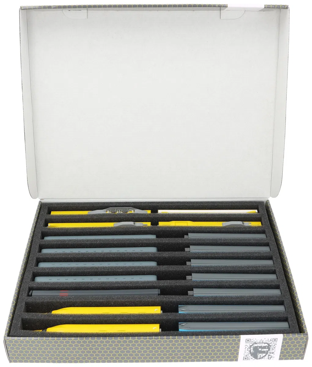 Feldherr Storage Box FSLB040 per modellini di Locomotive, Carri e Veicoli ferroviari - 9 Slot per scartamento N - Verticale, Amount:3 PCS.