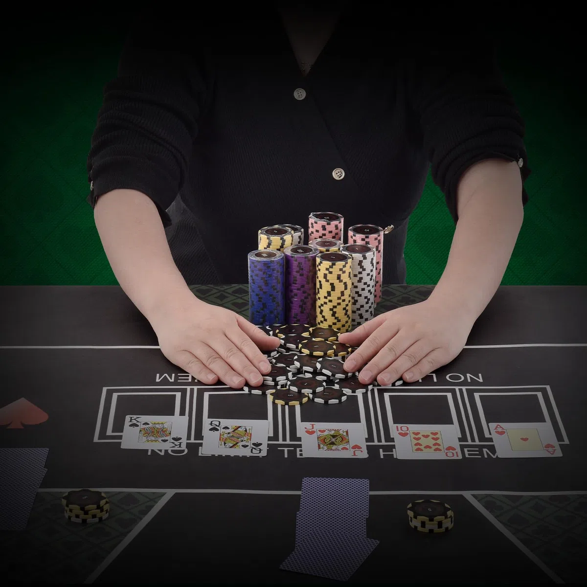 VEVOR Set di Fiches da Poker, Set Poker 500 Pezzi, Set Completo Fiches Carte da Giochi in Argilla con Valigetta in ABS, Fiches da Poker 9-10 Giocatori, Carte, Bottoni Dadi per Texas Hold'em, Blackjack
