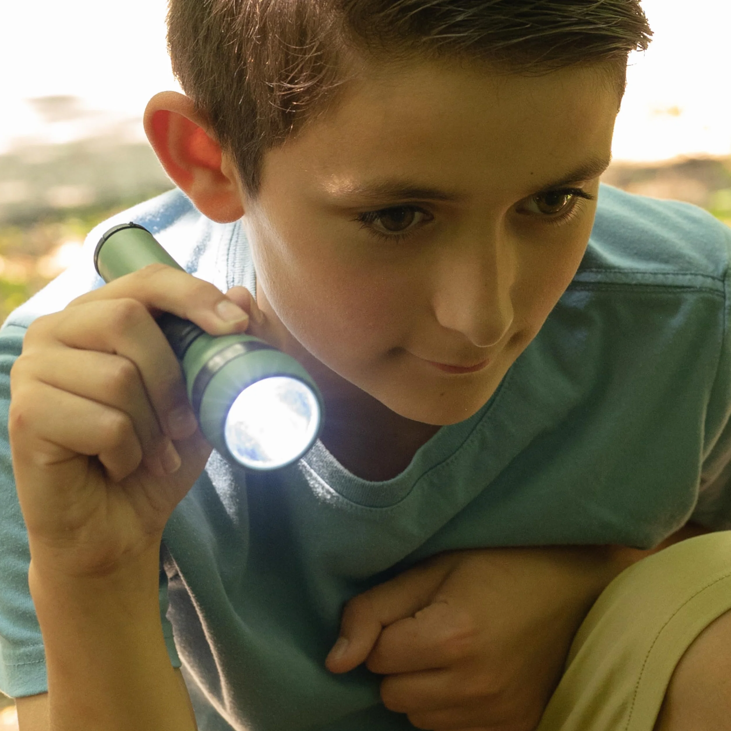 Carson Kit di Sopravvivenza per Bambini AdventurePak Kit da Campeggio, con Binoculari, Bussola per Bambini e Torce Elettriche , Design Compatto e Sicuro (HU-401)