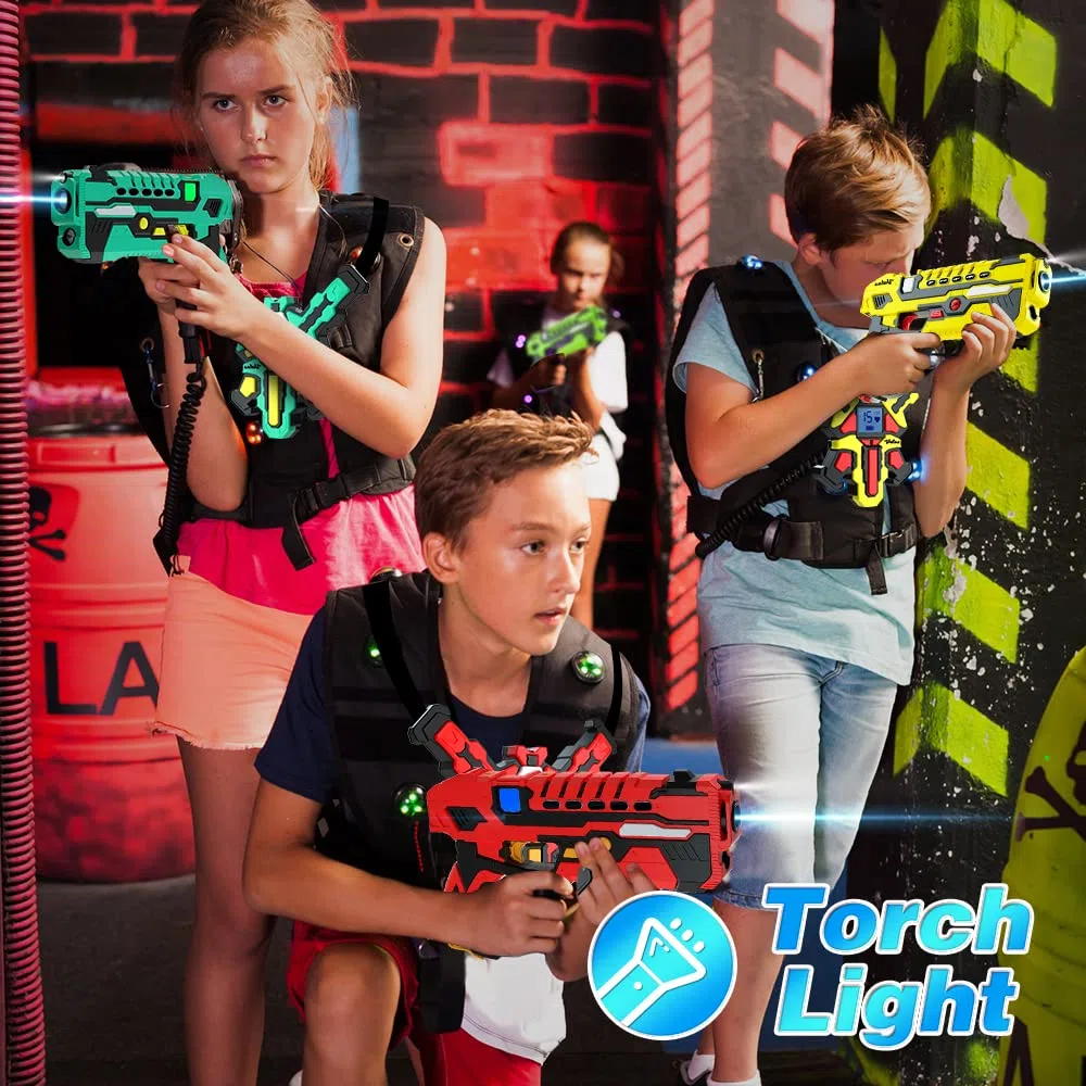VATOS Pistole Laser Tag Ricaricabili: infrarossi da 0,9 MW Sicuro Bambini 4 Giocatori con Gilet Gioco Adolescenti Adulti Gruppo familiare attività all'aperto al Coperto Giocattolo Divertente età 8+