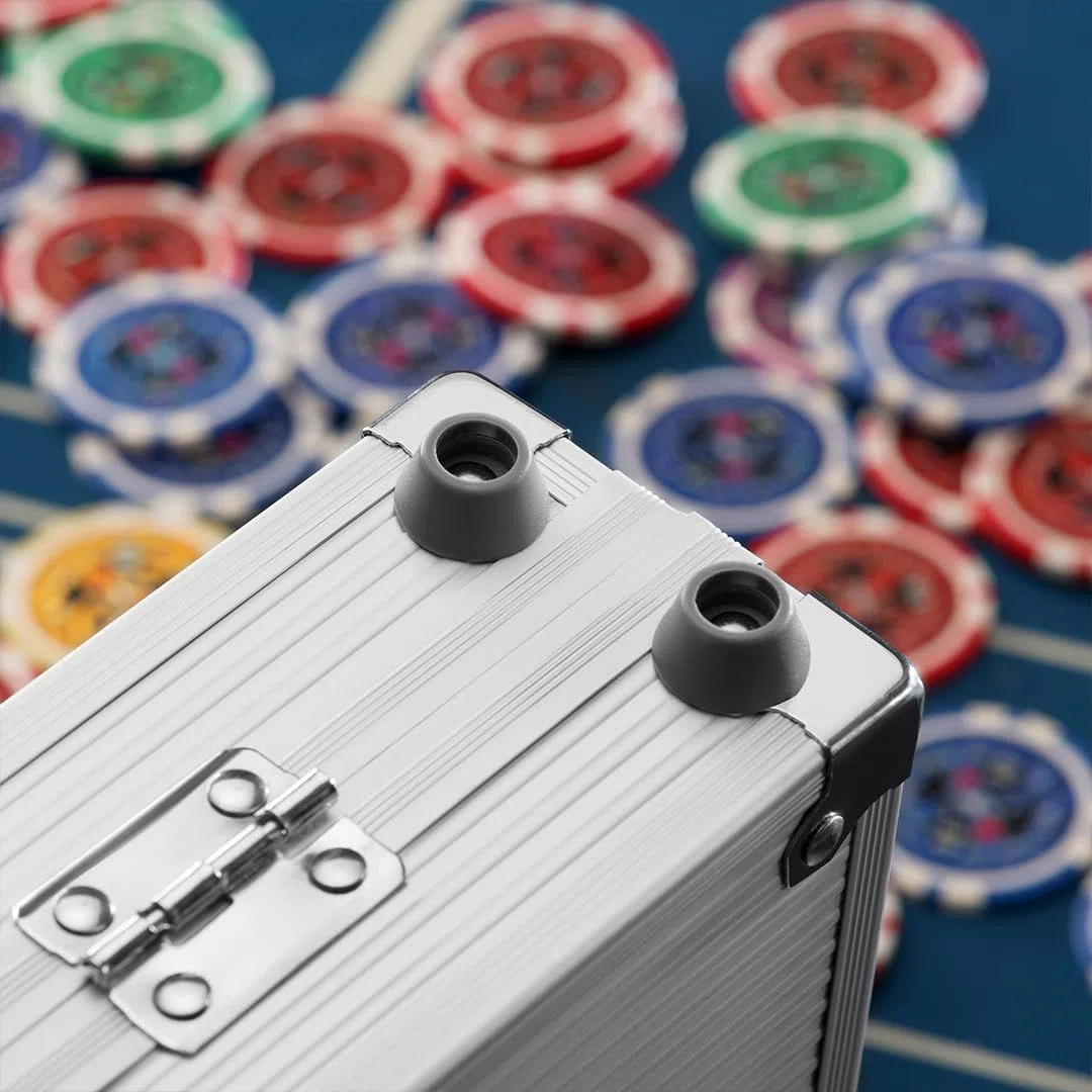 Valigetta da Poker in Alluminio BAKAJI con 2 Mazzi di Carte, 5 Dadi, Pulsante Dealer, 200 Fiches per Texas Hold'em e Blackjack
