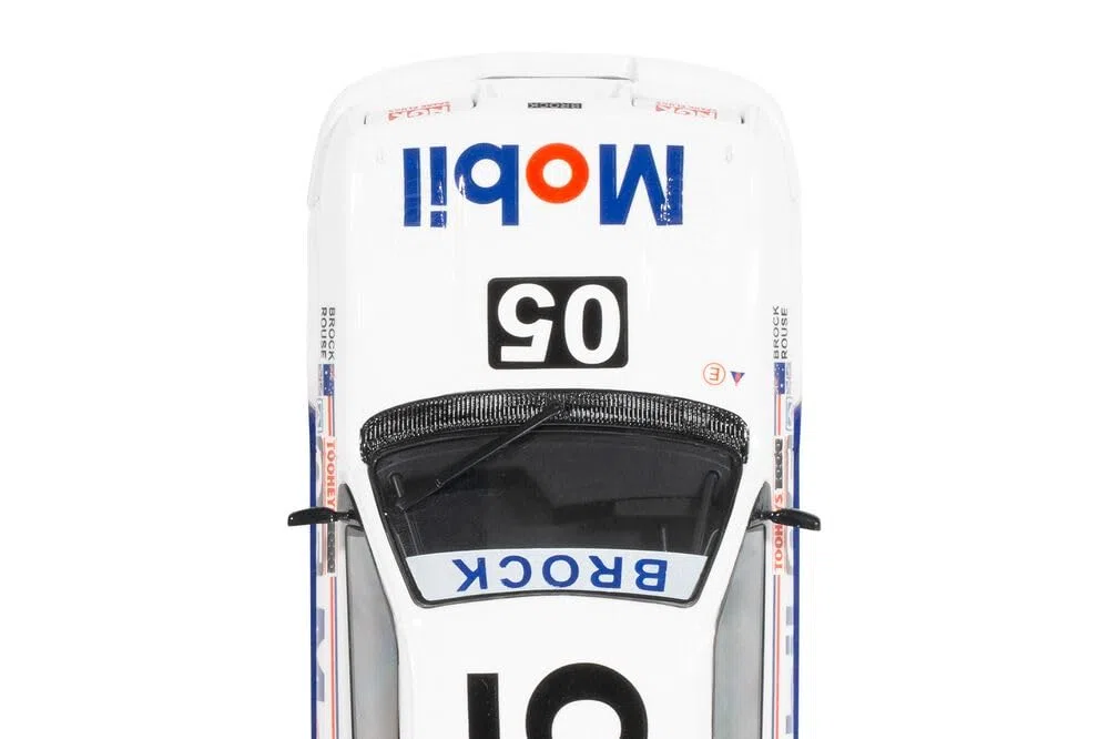 Scalextric Cars, C4505 Ford Sierra Rs500, Peter Brock Bathurst 1989, Slot Car Giocattolo da Utilizzare con Piste da Corsa O Set 3 Anni in su, Accessori
